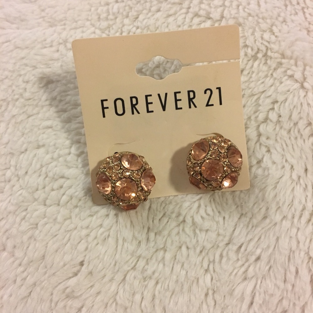Forever 21 peach & Gold Jewel studs